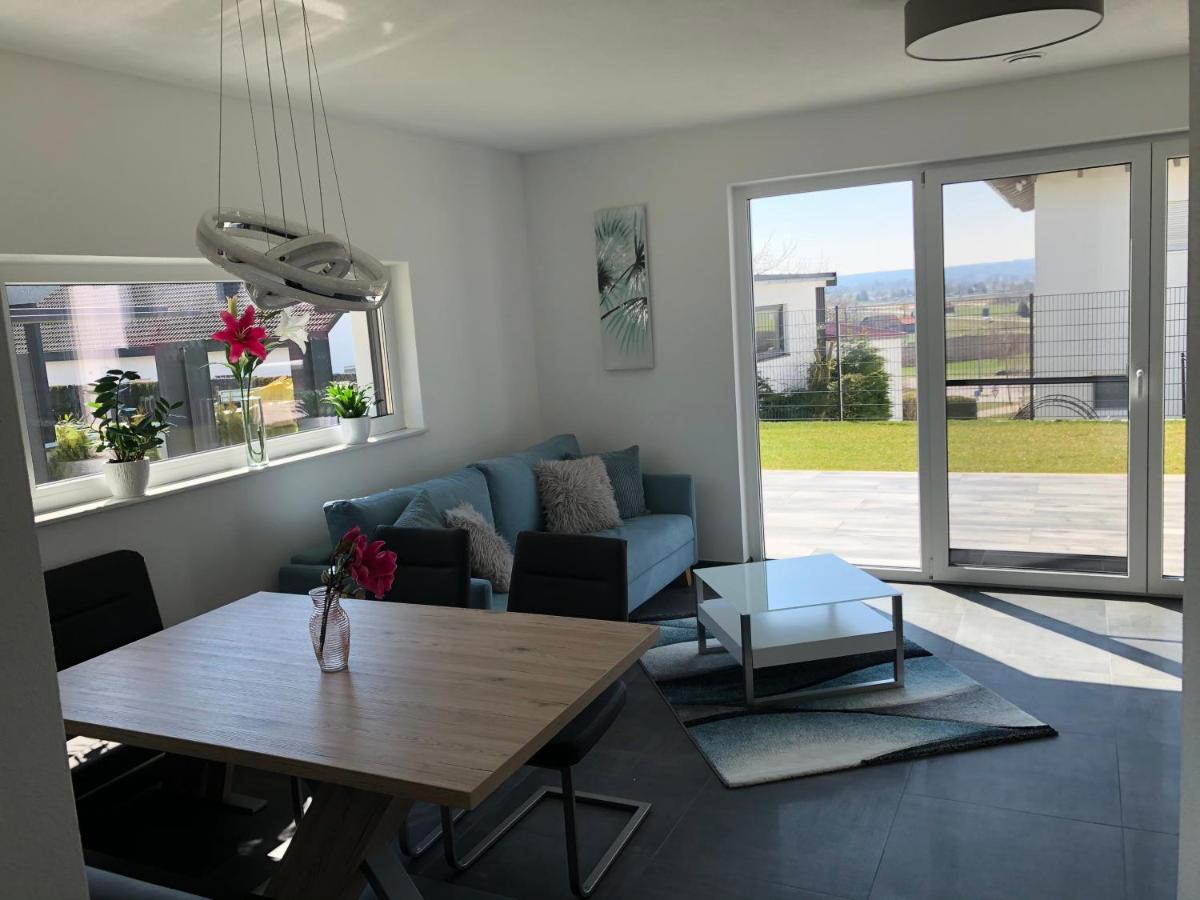 Moderne Ferienwohnung mit Terrasse und Garten Verwaltungsgemeinschaft Haldenwang Exterior foto