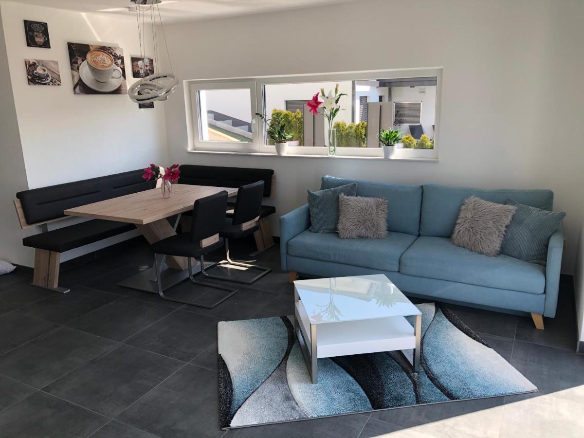 Moderne Ferienwohnung mit Terrasse und Garten Verwaltungsgemeinschaft Haldenwang Exterior foto